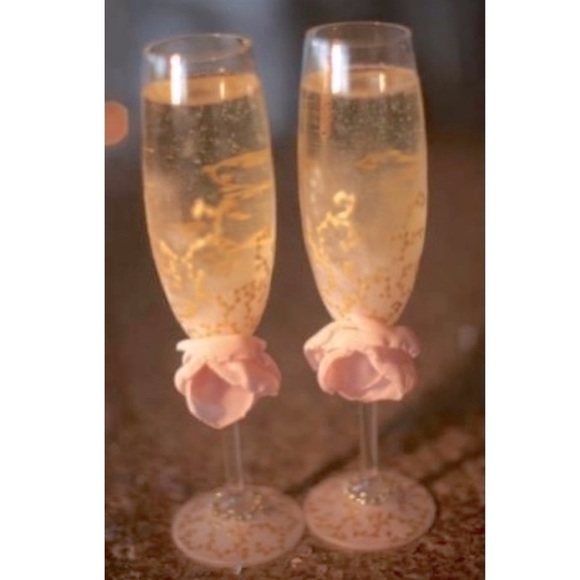 DIAMORE Handmade Blush Floral/Lace Gold Wedding Champagne Flutes (Set of 2) - Picture 5 of 7